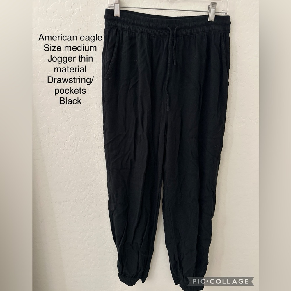 American eagle joggers size medium